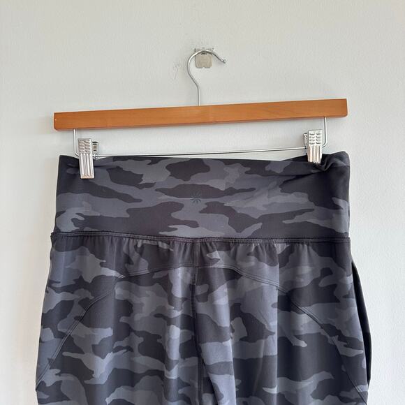 Athleta Salutation Camo Jogger Gray/Black M - Picture 7 of 8